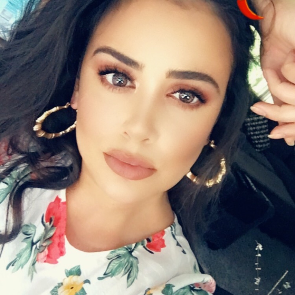 Meet your Posher, Tara